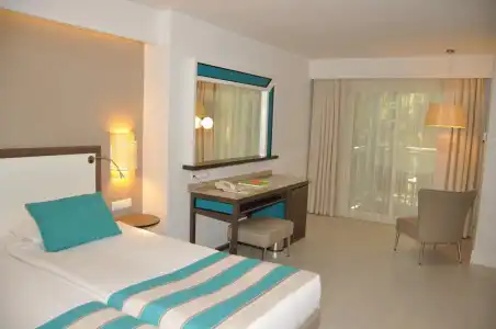 ROBINSON PAMFILYA - All Inclusive - 2