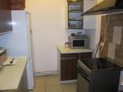 Melnais Starkis - 12