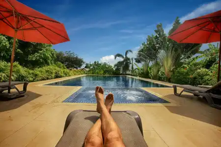 Q Bungalows - 3