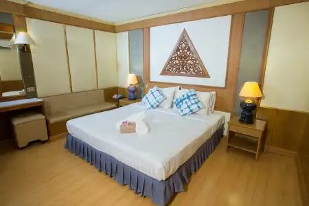 Phrae Nakara - 65