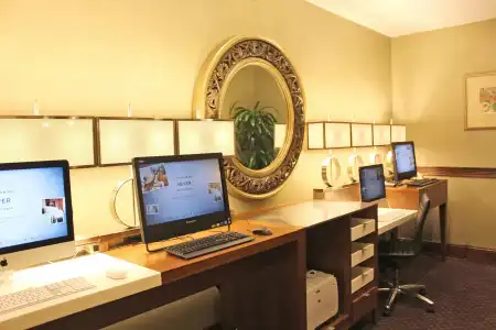 Hilton Cincinnati Netherland Plaza - 3