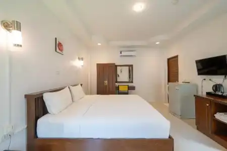 The Green Beach Resort - 68