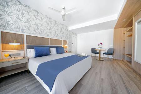Broncemar Beach Suites - 4