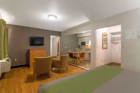 Blue Bonnet Suites Extended Stay Lubbock, Texas - 42