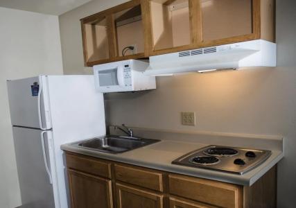 WoodSpring Suites Evansville - 13