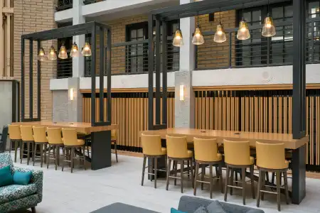 Embassy Suites by Hilton Austin Central - 40