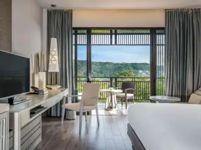Pullman Phuket Arcadia Naithon Beach - 8