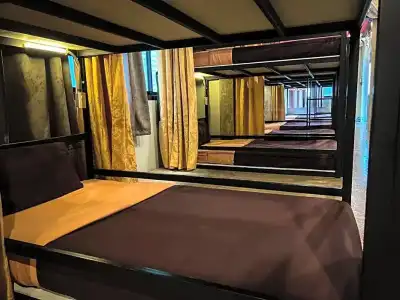 NapPark Hostel - 27