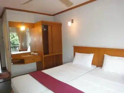 Sea Garden Hostels - 10