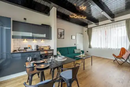 LÜTTES Loft Boutique - 74