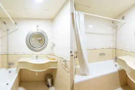 Crystal Plaza - 9
