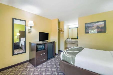 Quality Inn Fredericksburg-Central Park Area - 54