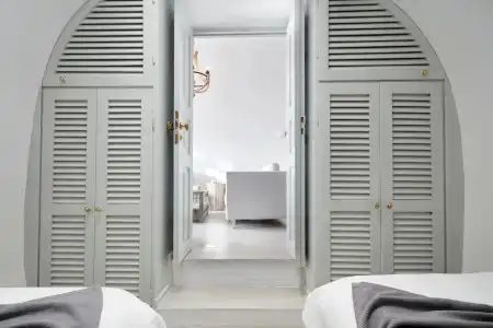 Belvedere Suites - 102