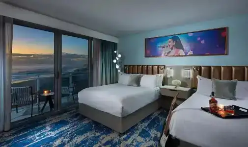 Hard Rock - 76