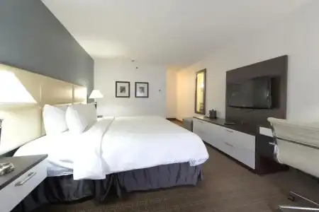 Toronto Don Valley and Suites - 44