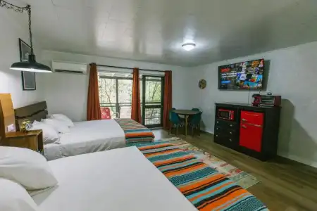 2 Master Suites - Clean - Cozy - WiFi - Elk - Covered Porch - ezAccess - 5 Stars - 13