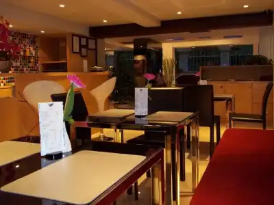 Paradiso Boutique Suites - 15