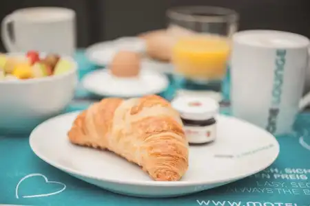 Motel One Wien-Prater - 8