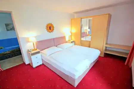 Sonnenhof - Bed & Breakfast & Appartements - 144