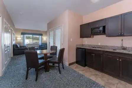 Prestige Cranbrook, BW Premier Collection - 106