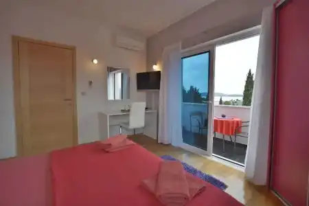 Villa Avantgarde - 124