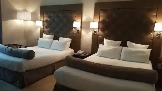 Hôtel Saint Cyr Etoile - 37