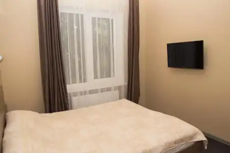Yuzhnyij Dvorik Apart-Hotel - 93
