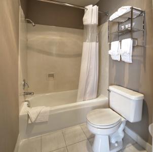City Center Inn & Suites - 7