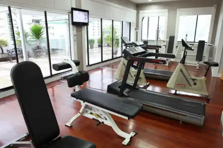 PARKROYAL Suites Bangkok - 11