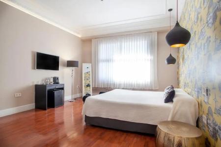 Hi Valencia Boutique - 50