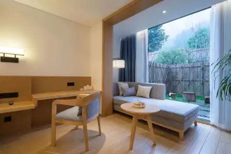 Howard Johnson Huashuiwan Hot Springs Resort Chengdu - 2