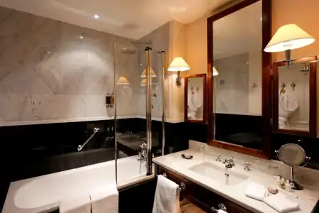 La Tremoille Paris - 58