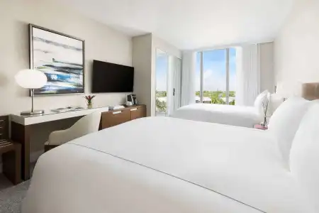 Acqua Bay Luxury Apartments - 5