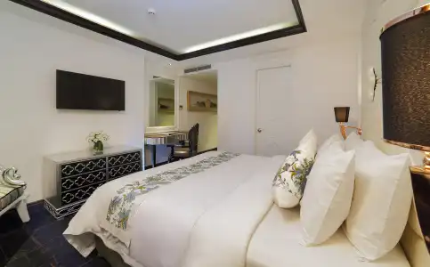 A&EM Saigon - 5