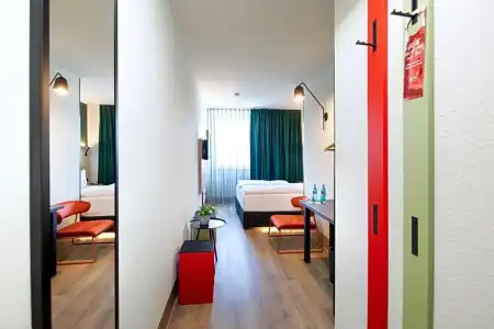 ACHAT Stuttgart Zuffenhausen - 49
