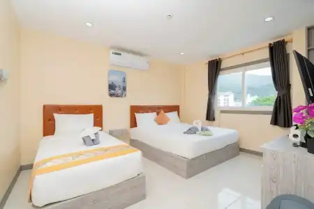 Square One Patong - 153