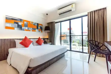 J Residence - 123