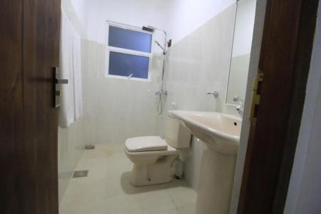 Serenity Tissa - 28