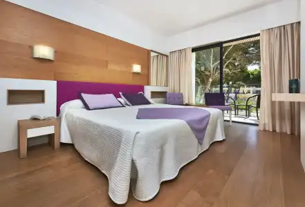 & Spa S'entrador Playa - 6