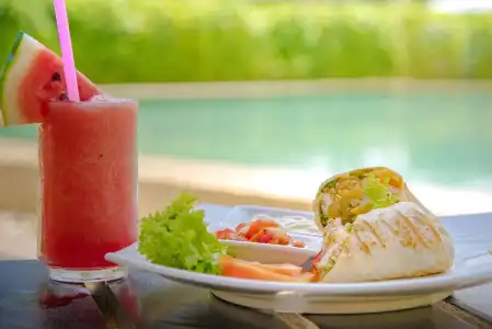 Naiharn Beach Resort - 8