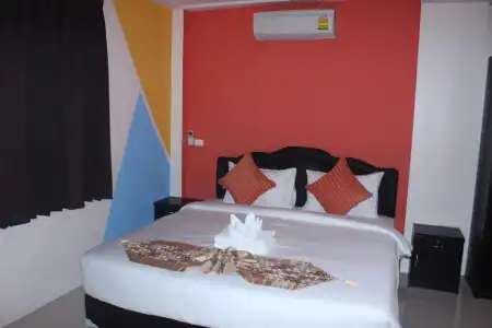 Tulip Inn - 60