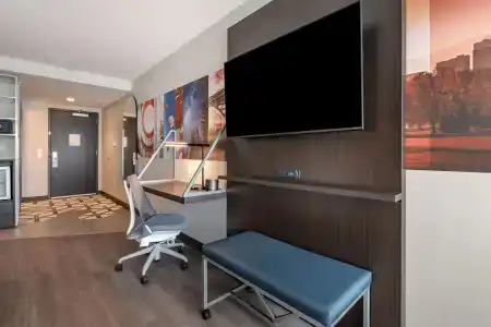 Vīb by Best Western Denver RiNo - 50
