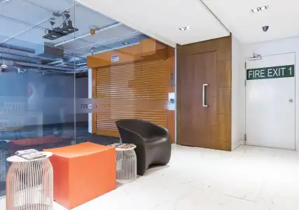 S Box Sukhumvit - 1