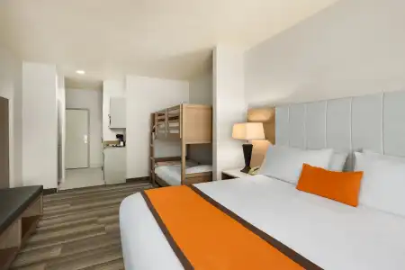 Marguerite Anaheim/Garden Grove, Trademark Collection by Wyndham - 2