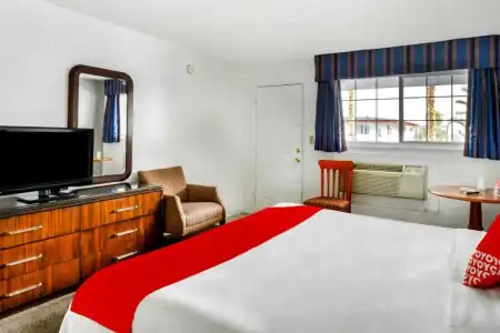 OYO Gateway Motel Las Vegas North Strip/Fremont St. Area - 17