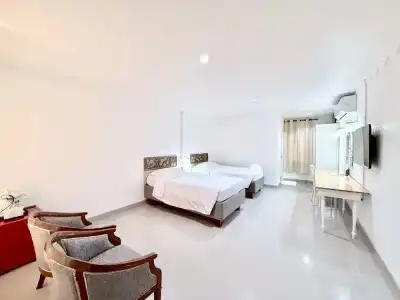 Lopburi Inn Resort - 26