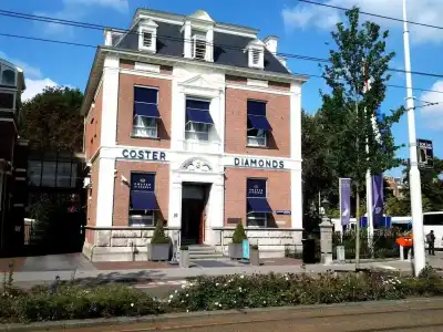 Amsterdam Hostel Uptown - 0