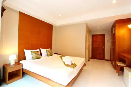 Good Nice Patong - 5