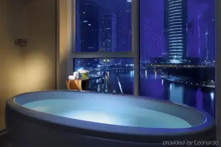 Mövenpick Jumeirah Lakes Towers - 23