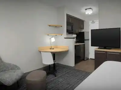 TownePlace Suites by Marriott Pensacola - 53